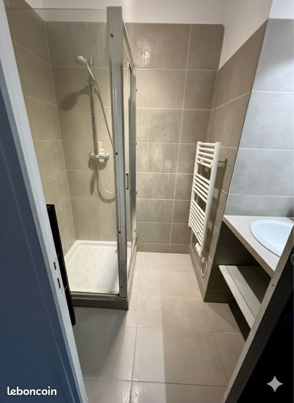 Appartement à louer, 54m², Orange
