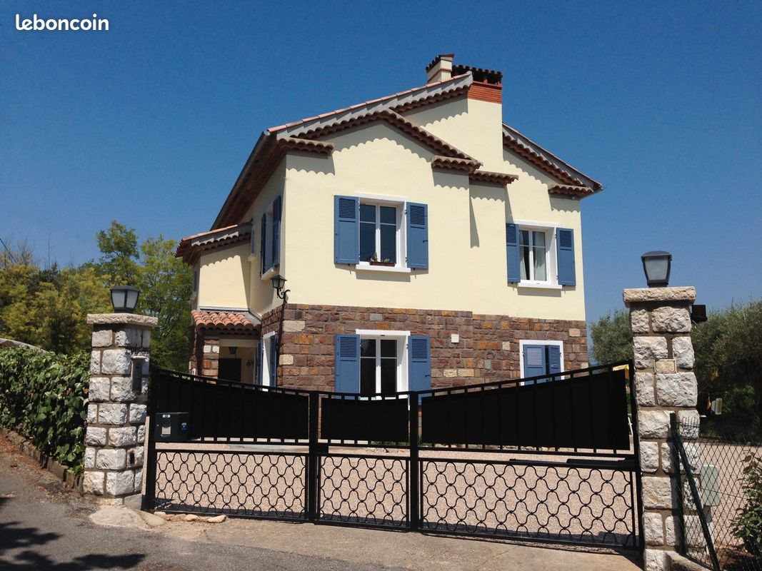 Maison à vendre, 145m², Tourrettes