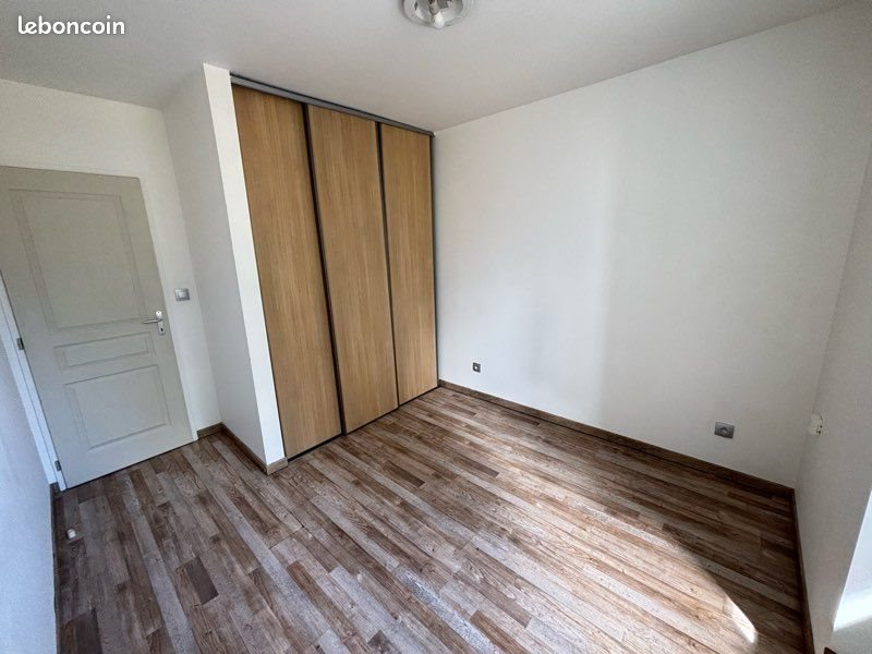 Appartement à louer, 58m², Saint-Quentin-de-Baron