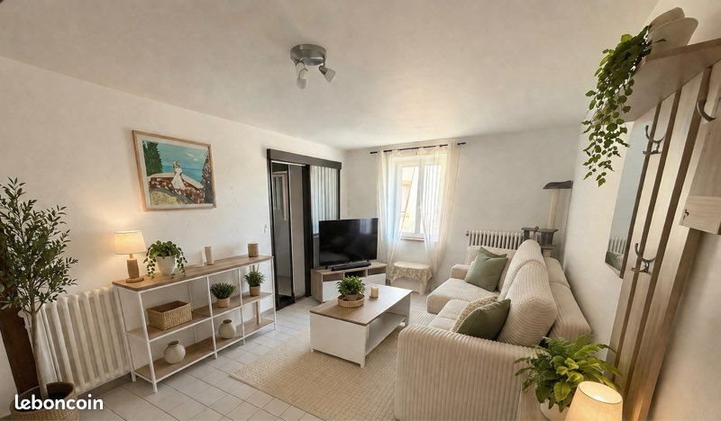 Appartement à louer, 47m², Mâcon
