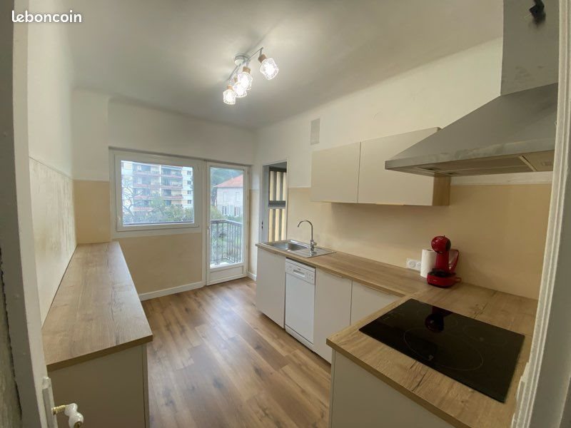 Appartement à louer, 55m², Ajaccio