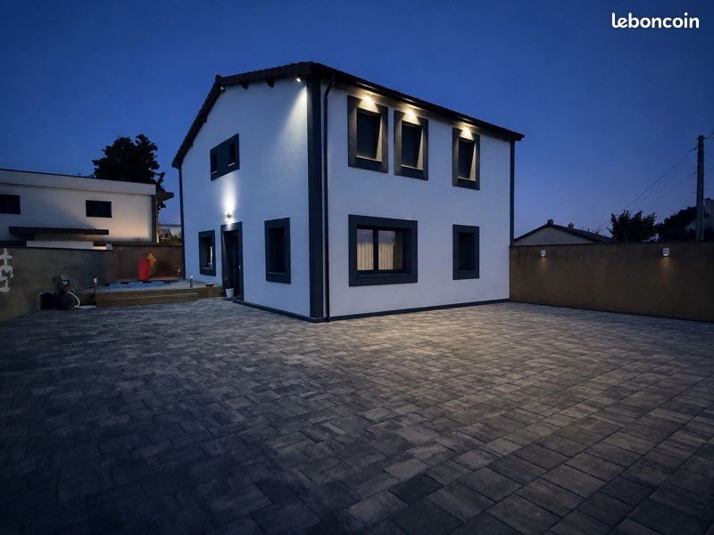 Maison à vendre, 184m², Nivolas-Vermelle