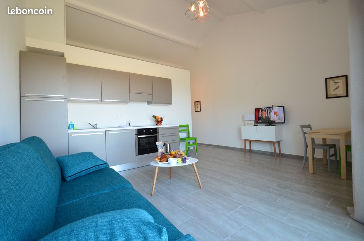 Appartement à louer, 45m², Santa-Reparata-di-Balagna