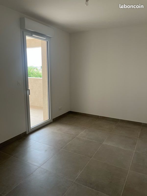 Appartement à louer, 43m², La Crau
