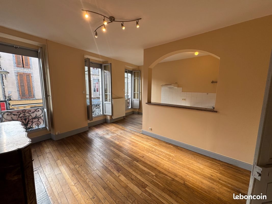 Appartement à louer, 70m², Saint-Girons