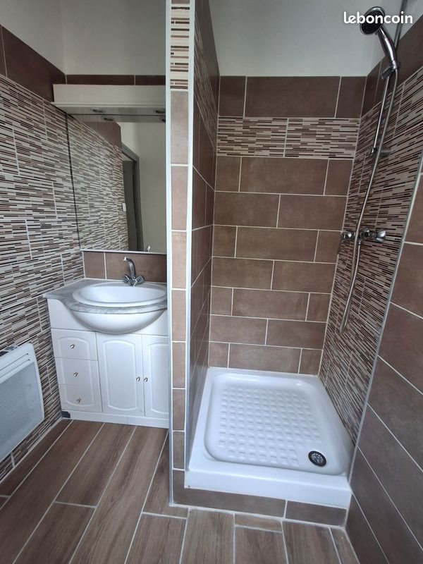 Appartement à louer, 45m², Seillans