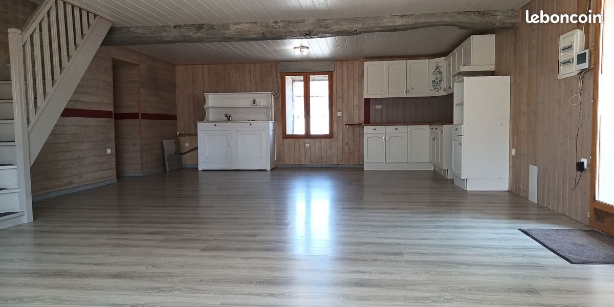 Maison à vendre, 125m², Lesterps