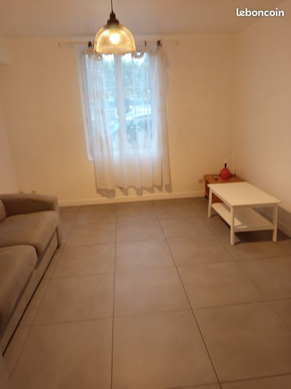 Appartement à louer, 27m², Lisieux
