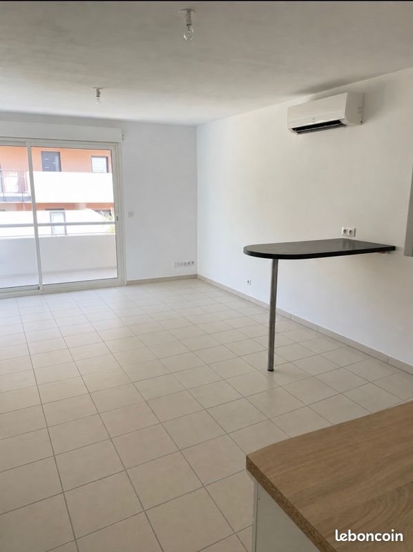 Appartement à louer, 45m², Morières-lès-Avignon