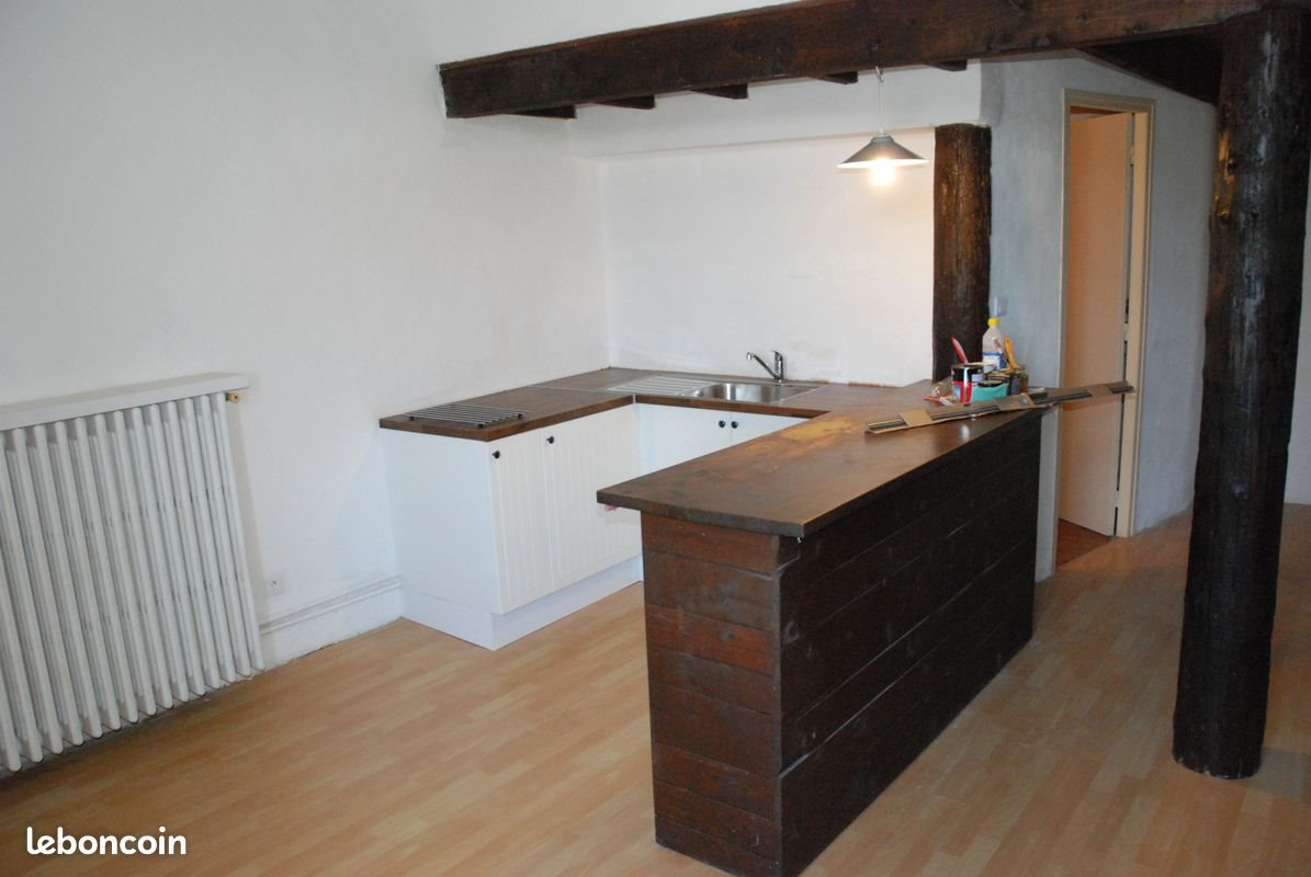 Appartement à louer, 57m², Saint-Chamas