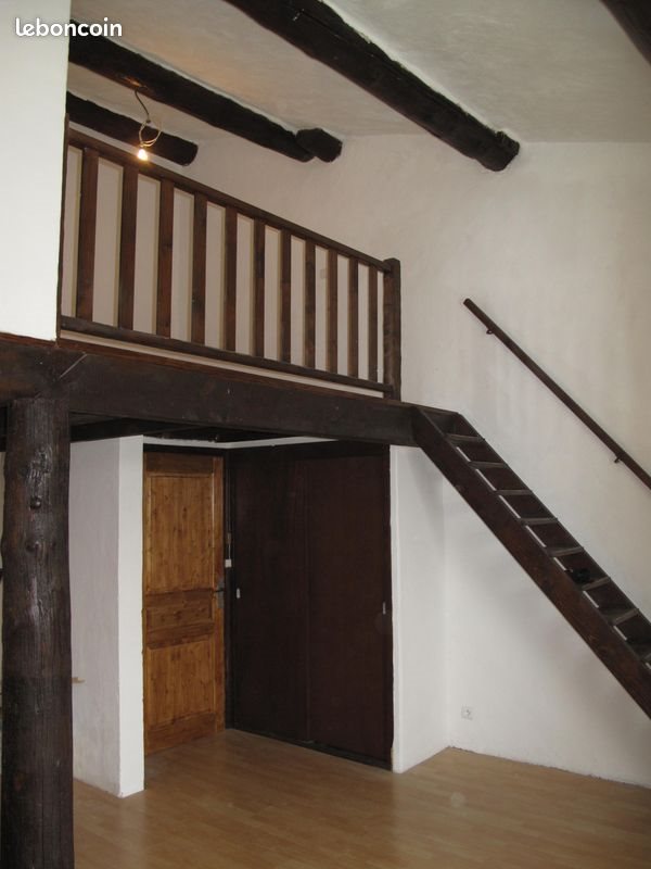 Appartement à louer, 57m², Saint-Chamas