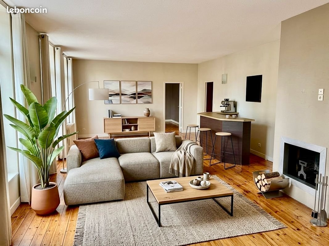 Appartement à louer, 120m², Aurillac