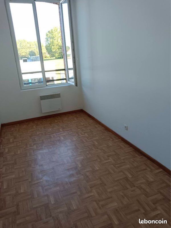 Appartement à louer, 50m², Saint-Quentin-la-Motte-Croix-au-Bailly