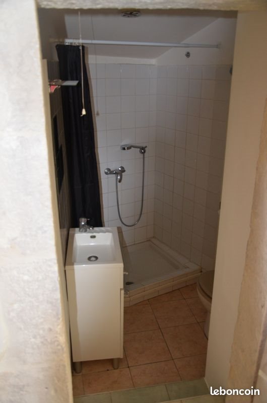 Appartement à louer, 27m², Vailhauquès