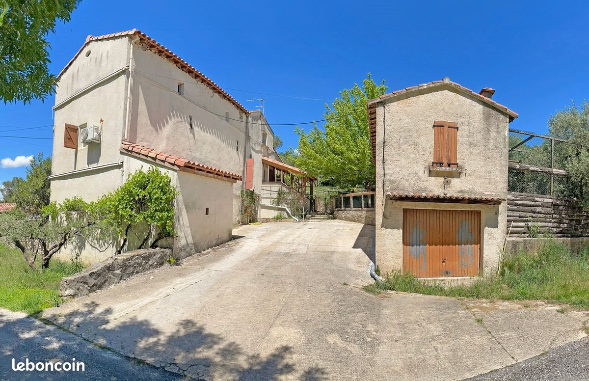 Maison à vendre, 95m², Saint-Privat-des-Vieux