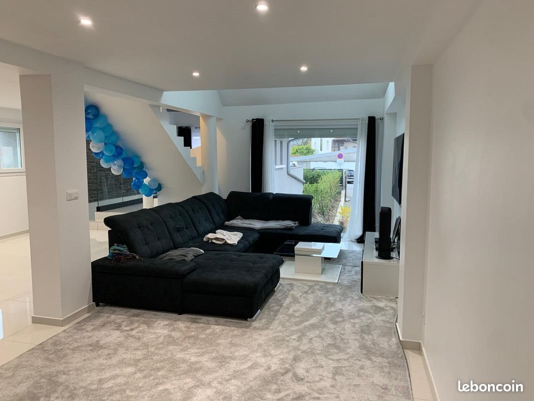 Maison à louer, 165m², Vétraz-Monthoux