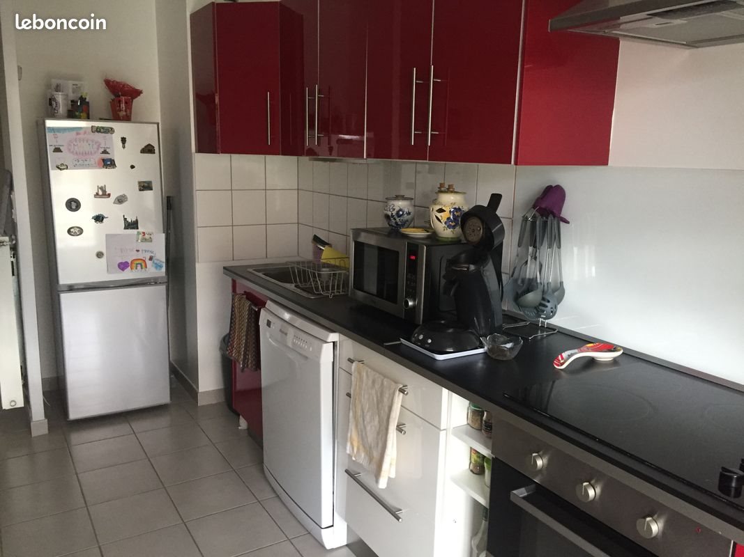 Appartement à louer, 70m², Savigneux