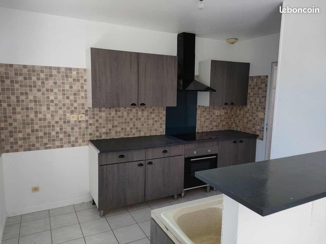 Maison à louer, 84m², Cours-de-Pile
