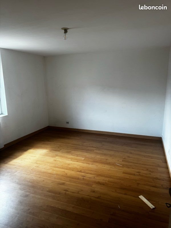 Appartement à louer, 95m², Saint-Julien-sur-Reyssouze