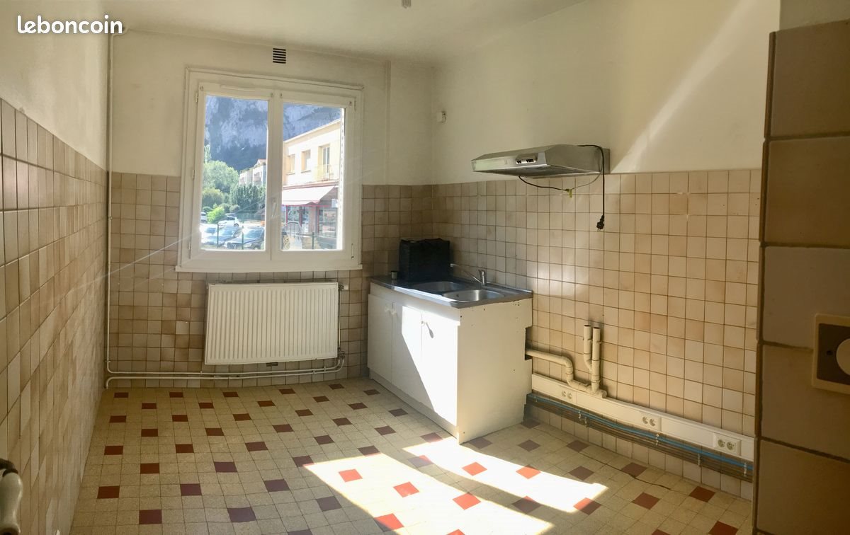 Appartement à louer, 90m², Sassenage