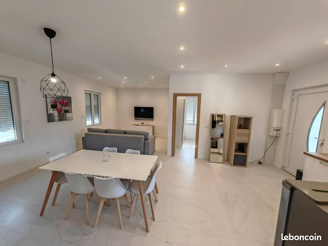 Maison à louer, 70m², Vallauris