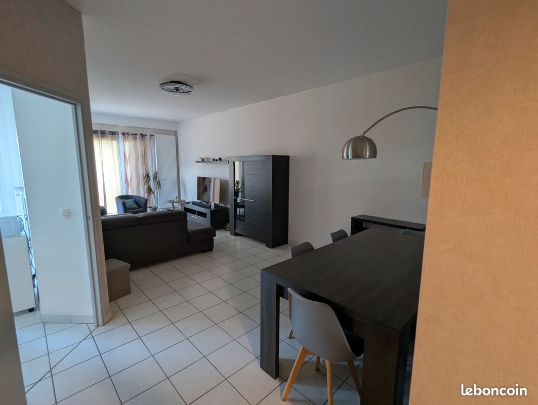 Appartement à louer, 75m², Crolles