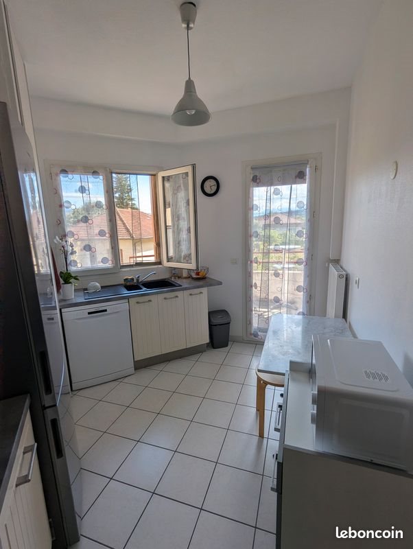 Appartement à louer, 75m², Crolles