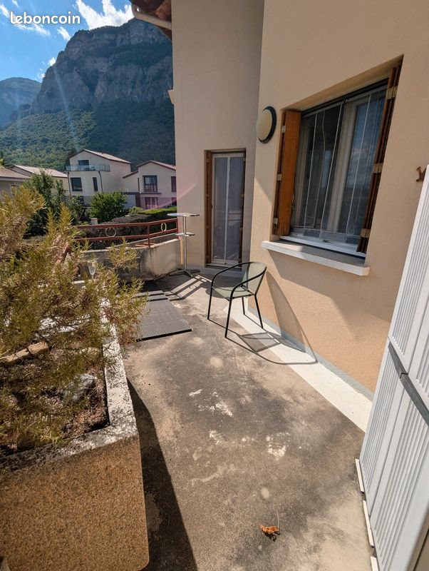 Appartement à louer, 75m², Crolles