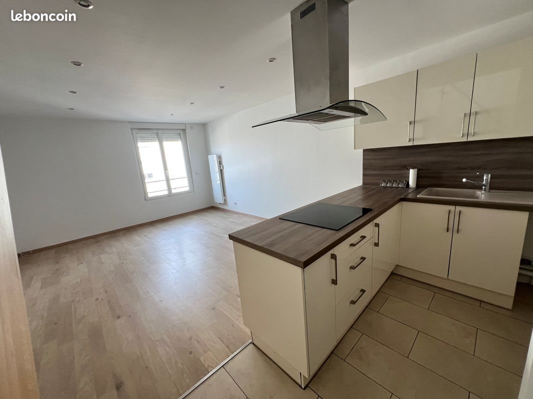 Appartement à vendre, 45m², Pontault-Combault