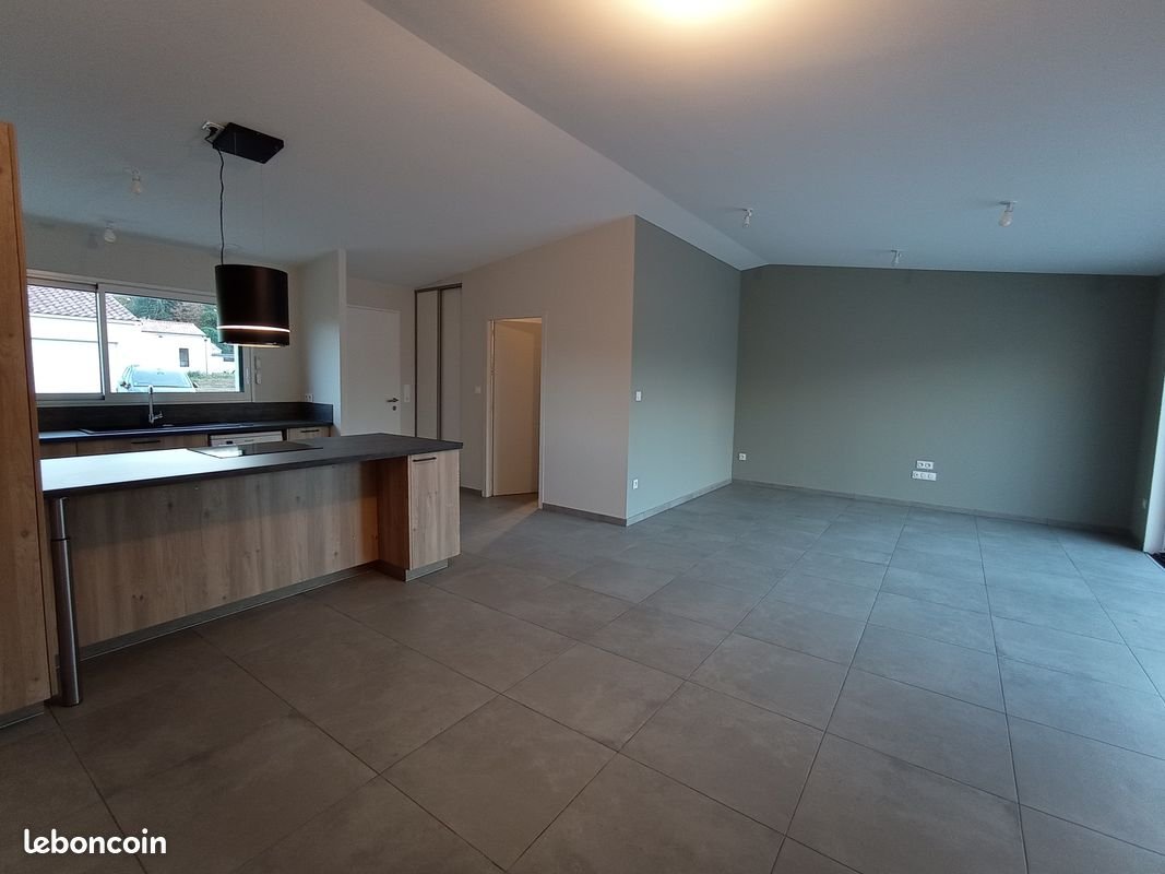 Maison à louer, 97m², Chantonnay