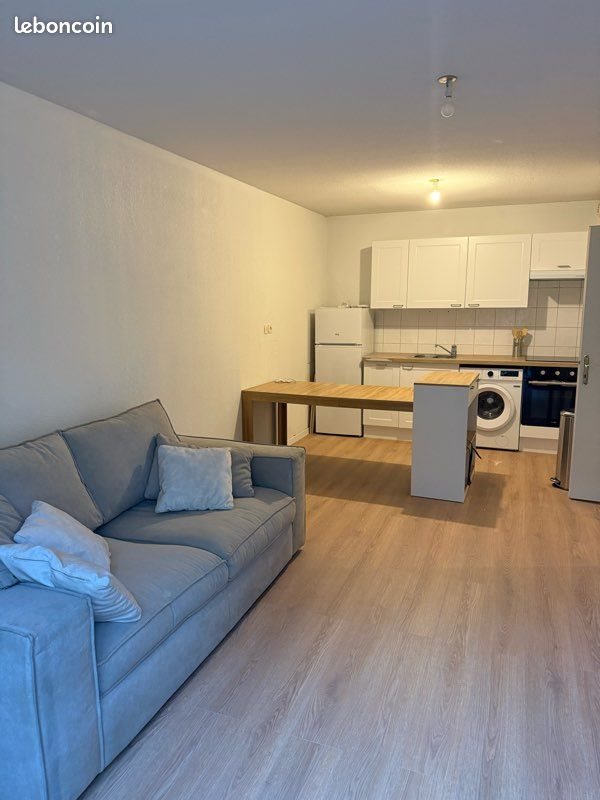 Appartement à louer, 38m², Billère