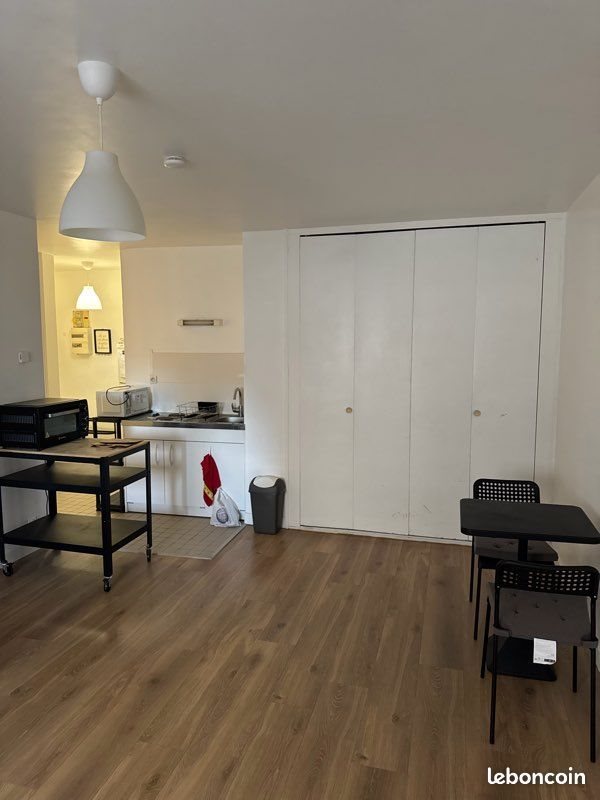 Appartement à louer, 29m², L'Haÿ-les-Roses