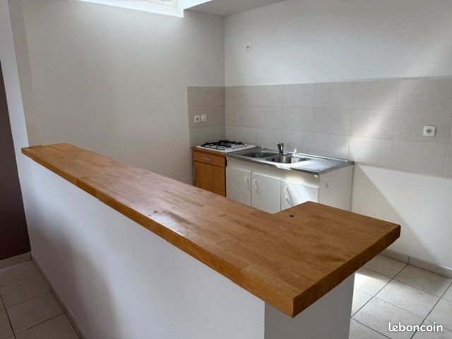 Appartement à louer, 72m², Plouescat