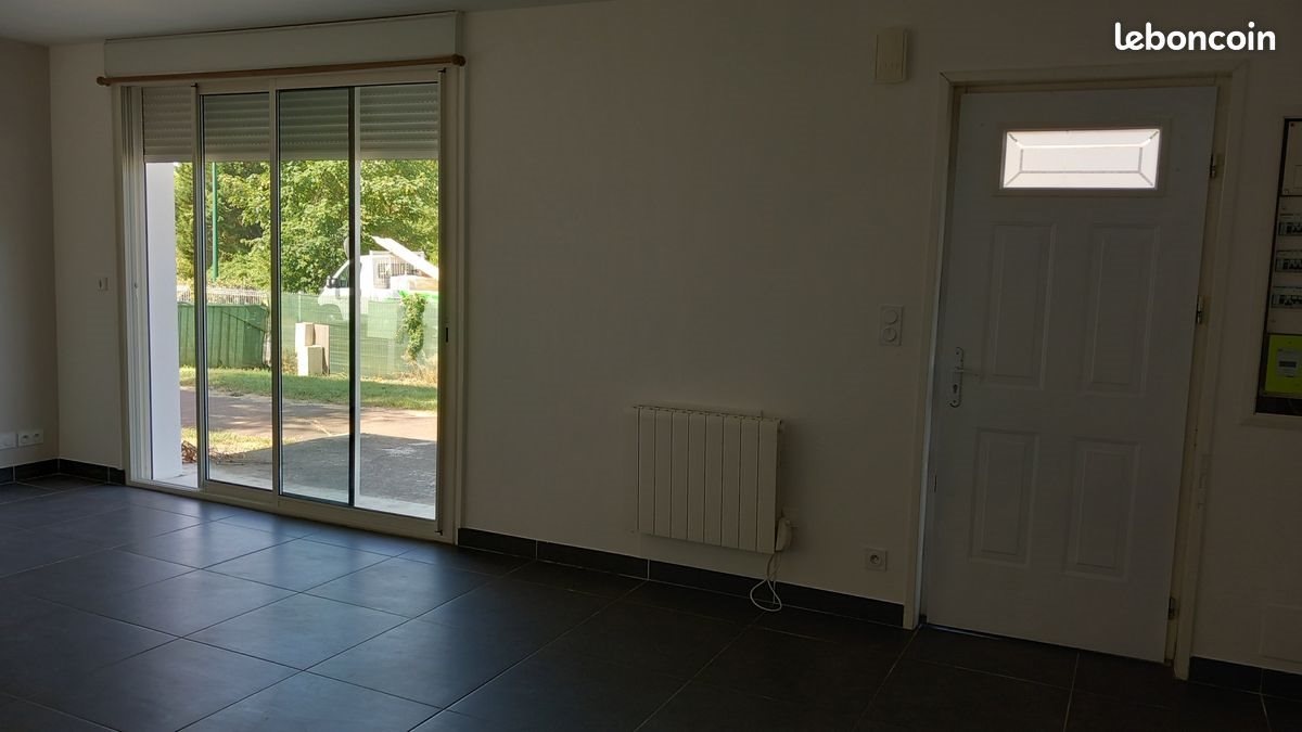 Maison à louer, 77m², Saint-Paterne-Racan