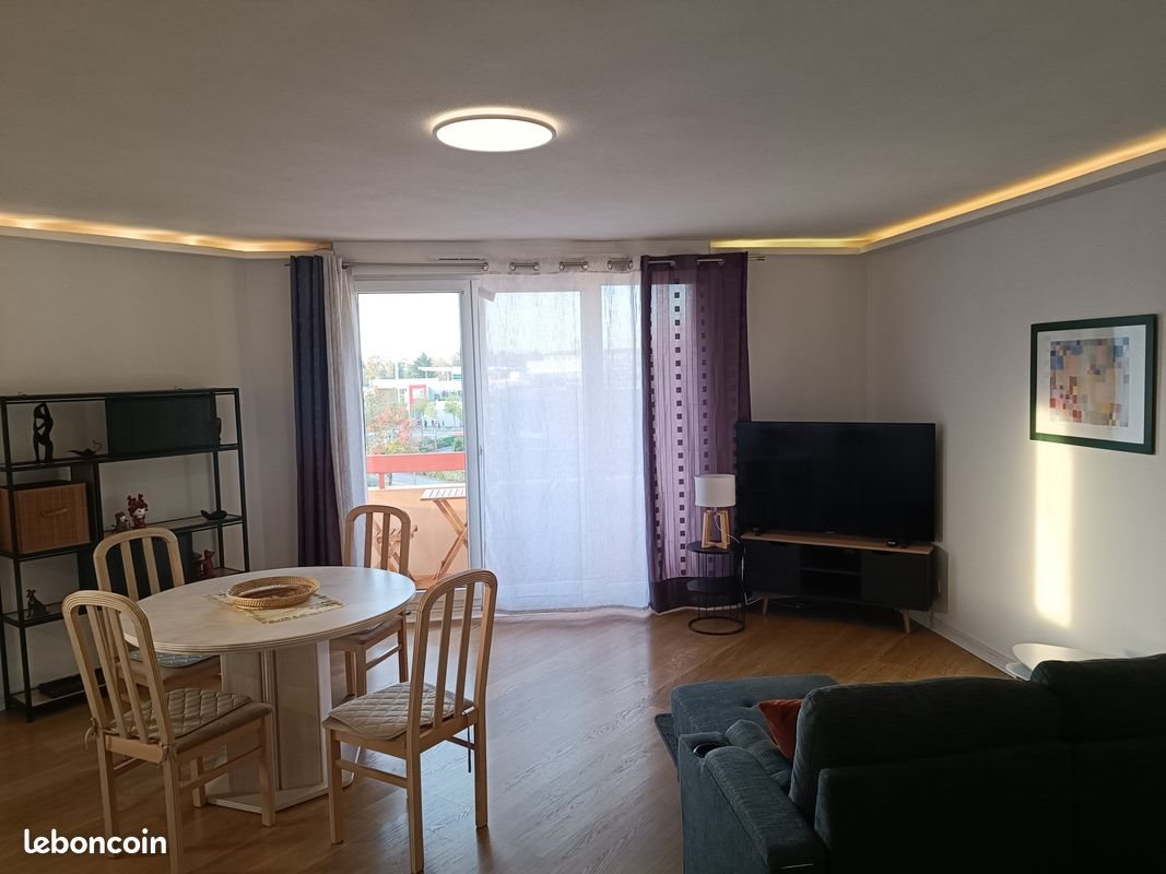 Appartement à louer, 69m², Pau