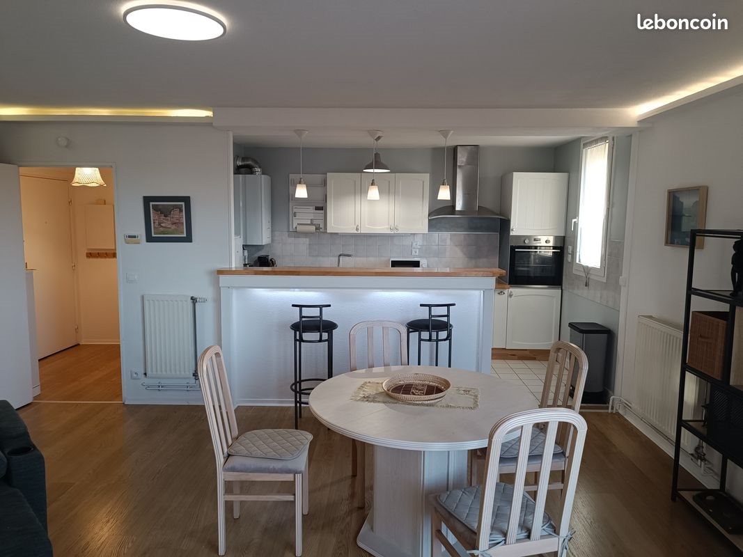 Appartement à louer, 69m², Pau