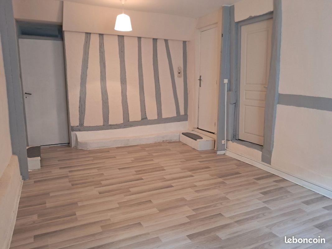 Appartement à louer, 60m², Joigny
