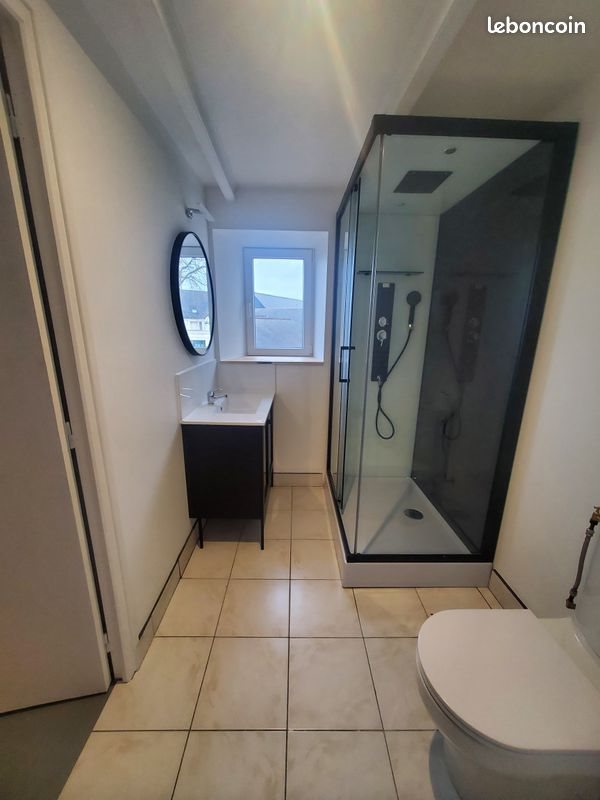 Maison à louer, 40m², Plouvorn