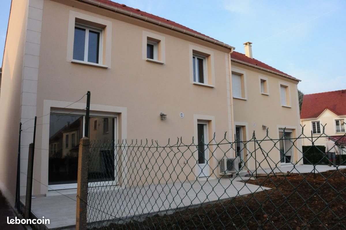 Maison à louer, 85m², Arpajon