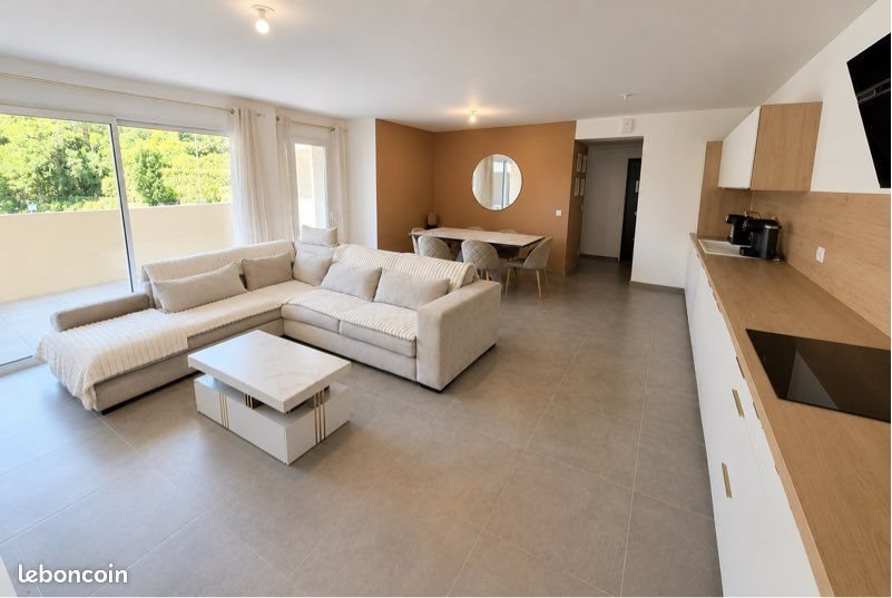 Appartement à vendre, 78m², Istres