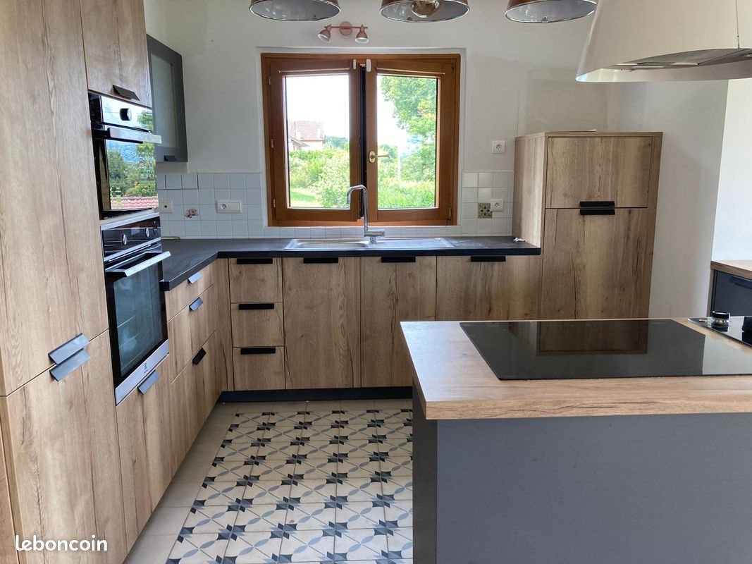 Maison à louer, 160m², Lugrin