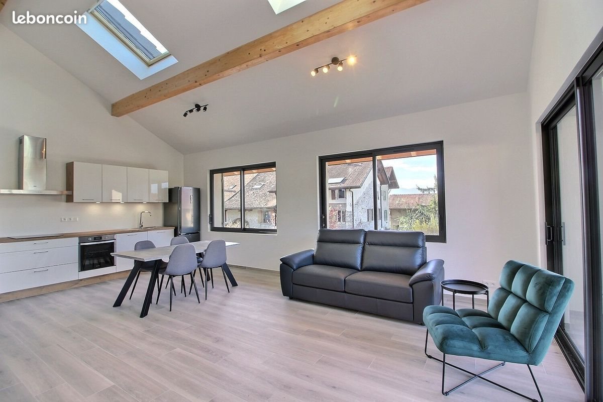 Appartement à louer, 84m², Douvaine