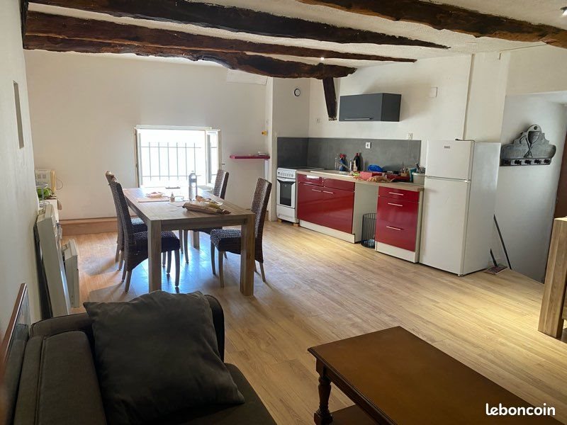 Maison à louer, 105m², Puissalicon