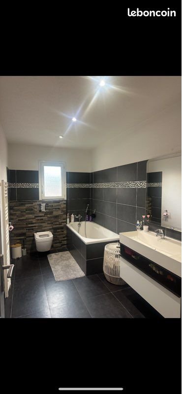Appartement à louer, 75m², Borgo