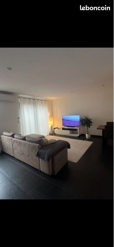 Appartement à louer, 75m², Borgo