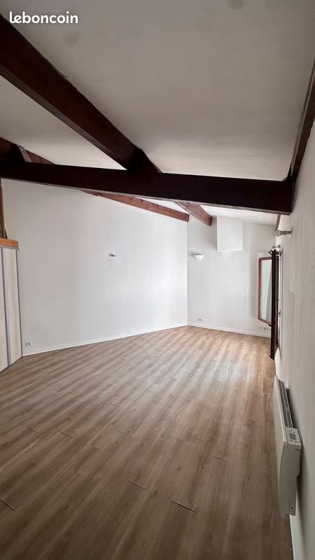 Appartement à louer, 63m², Trans-en-Provence