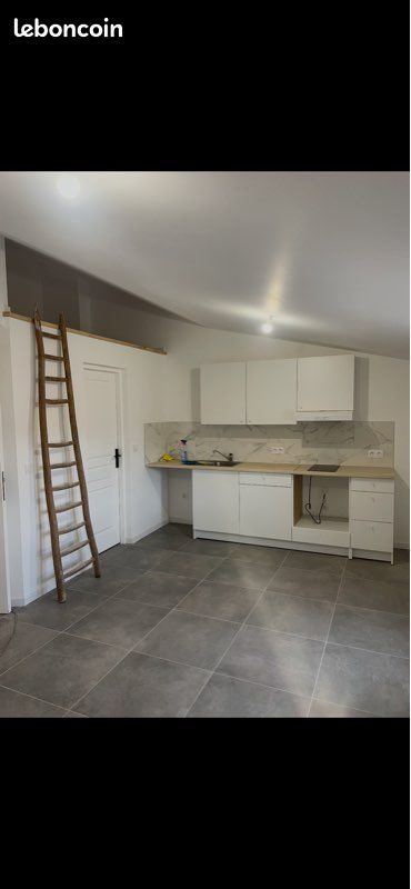 Appartement à louer, 25m², Lodève