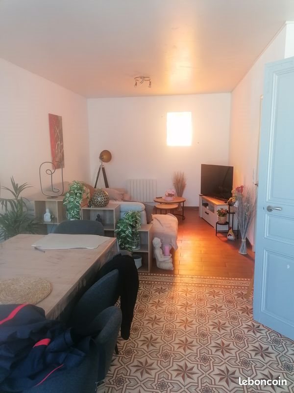 Maison à louer, 159m², Vinneuf