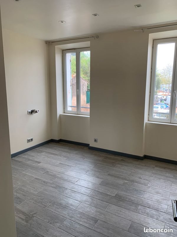 Appartement à louer, 62m², Pierrefeu-du-Var