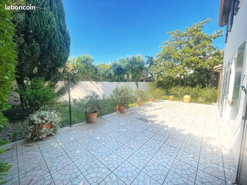 Maison à vendre, 160m², Rodilhan